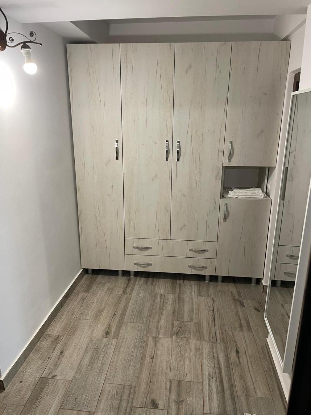 Propriete Ten - Close To University, Hospital And Downtown Iasi Extérieur photo