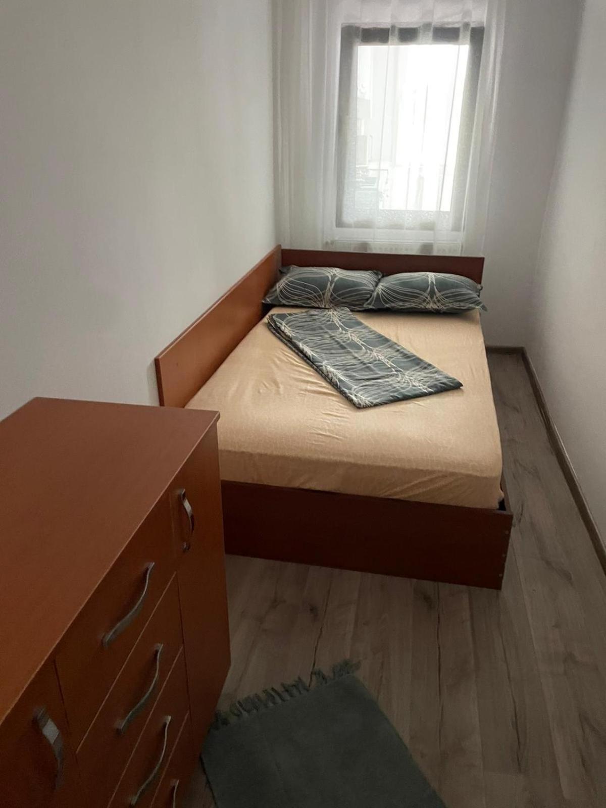 Propriete Ten - Close To University, Hospital And Downtown Iasi Extérieur photo